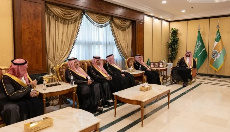 وزير الحرس الوطني يلتقي أمراء الأفواج بالقطاع الغربي