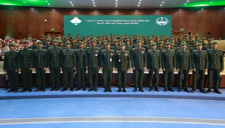 تخريج 110 من ضباط الجوازات في الدورة التأهيلية الرابعة