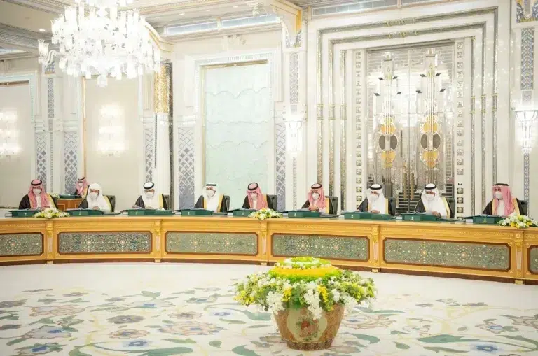 مجلس الوزراء يقر إنشاء منصة جديدة لتطوير المراسلات الحكومية