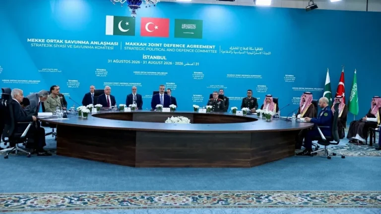 تفاصيل إطلاق “حلف مكة” الدفاعي بين تركيا والسعودية وباكستان تفاصيل إطلاق "حلف مكة" الدفاعي بين تركيا والسعودية وباكستان