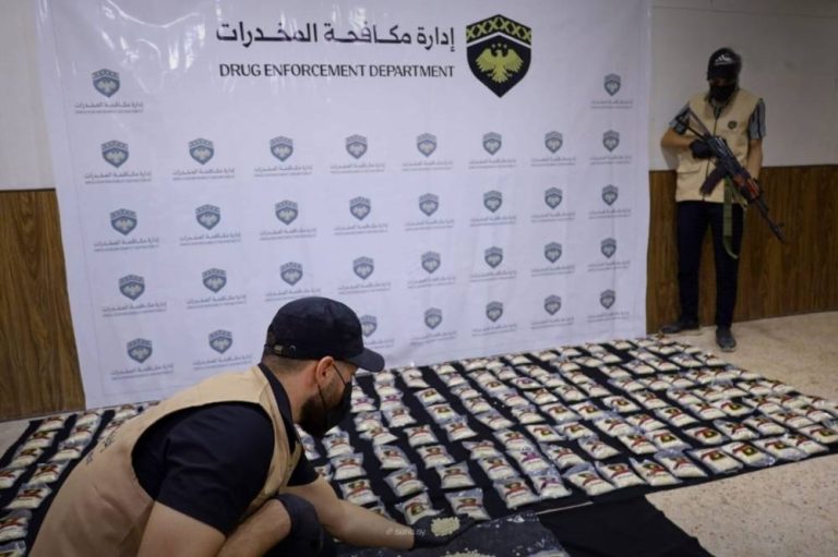 مكافحة المخدرات في سوريا: تفكيك 90 شبكة دولية مكافحة المخدرات في سوريا: تفكيك 90 شبكة دولية