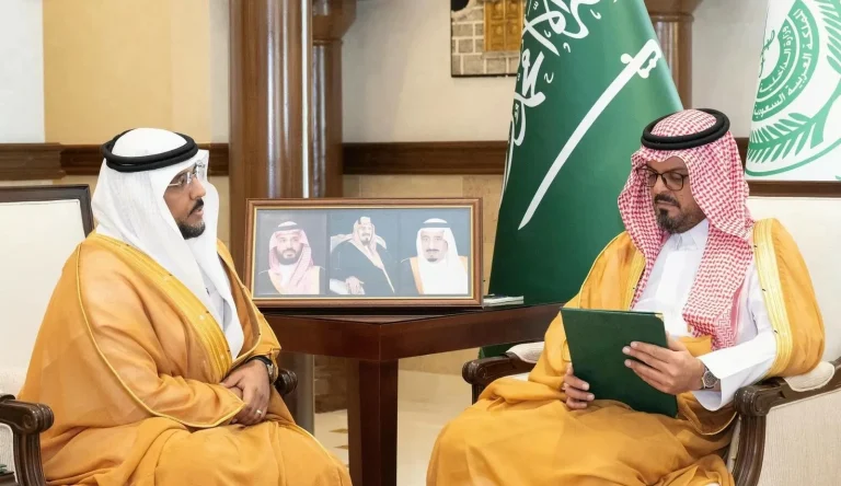 نائب أمير مكة يستعرض خطط تنمية الغطاء النباتي بالمنطقة