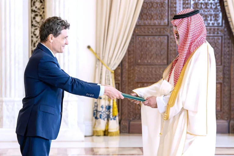 سفير المملكة لدى رومانيا يقدم أوراق اعتماده للرئيس دان سفير المملكة لدى رومانيا يقدم أوراق اعتماده للرئيس دان