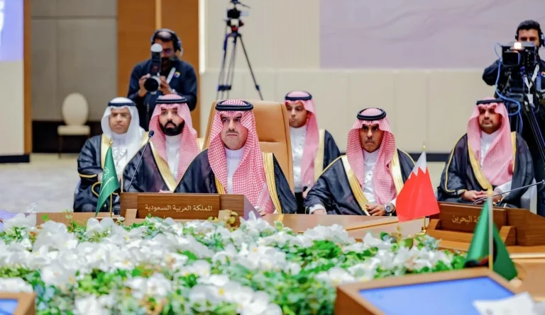 رئيس ديوان المحاسبة يشارك في اجتماع دواوين الرقابة الخليجية رئيس ديوان المحاسبة يشارك في اجتماع دواوين الرقابة الخليجية