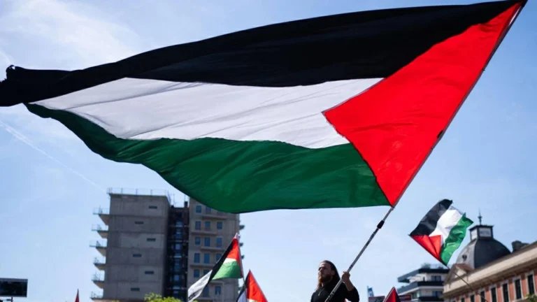 ماليزيا والمالديف تؤكدان دعمهما لإقامة دولة فلسطين المستقلة ماليزيا والمالديف تؤكدان دعمهما لإقامة دولة فلسطين المستقلة