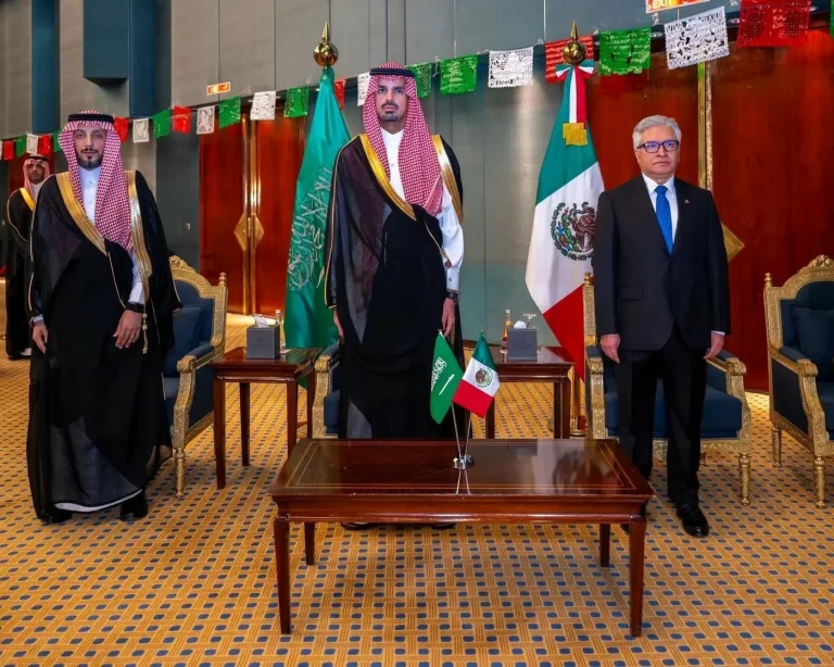 أمين الرياض يحضر حفل سفارة المكسيك باليوم الوطني