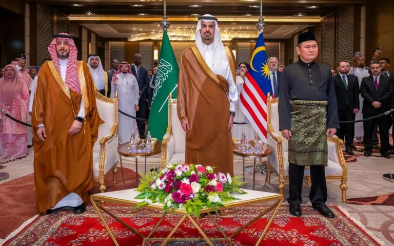 أمين الرياض يحضر حفل سفارة ماليزيا باليوم الوطني أمين الرياض يحضر حفل سفارة ماليزيا باليوم الوطني
