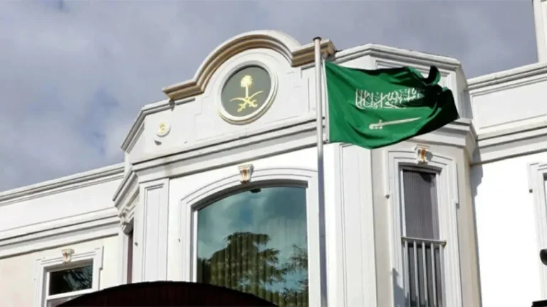 السفارة السعودية في تركيا تحذر من أمطار غزيرة السفارة السعودية في تركيا تحذر من أمطار غزيرة