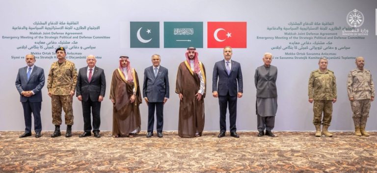 حلف مكة الدفاعي يقرر نشر قوات عسكرية في السعودية