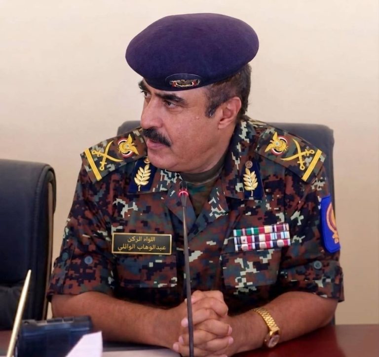محافظ إب يؤكد الجاهزية لمعركة تحرير محافظة إب محافظ إب يؤكد الجاهزية لمعركة تحرير محافظة إب