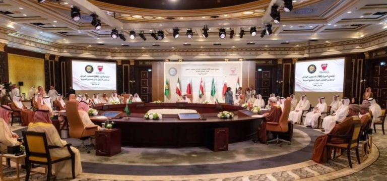 مجلس التعاون الخليجي يطالب بتحرك دولي لوقف الاعتداءات مجلس التعاون الخليجي يطالب بتحرك دولي لوقف الاعتداءات