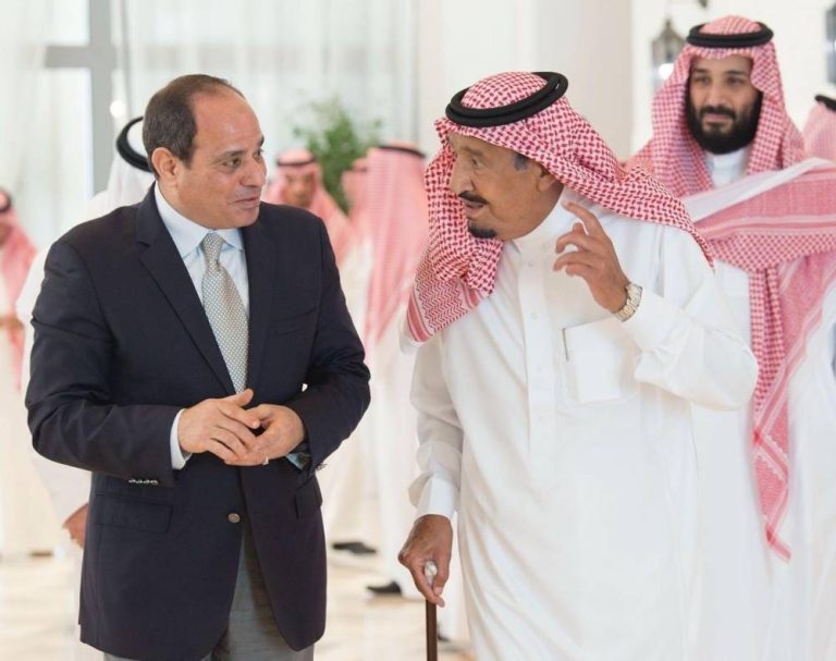 السيسي يؤكد جاهزية مصر لحماية أمن المملكة والدفاع عنها السيسي يؤكد جاهزية مصر لحماية أمن المملكة والدفاع عنها