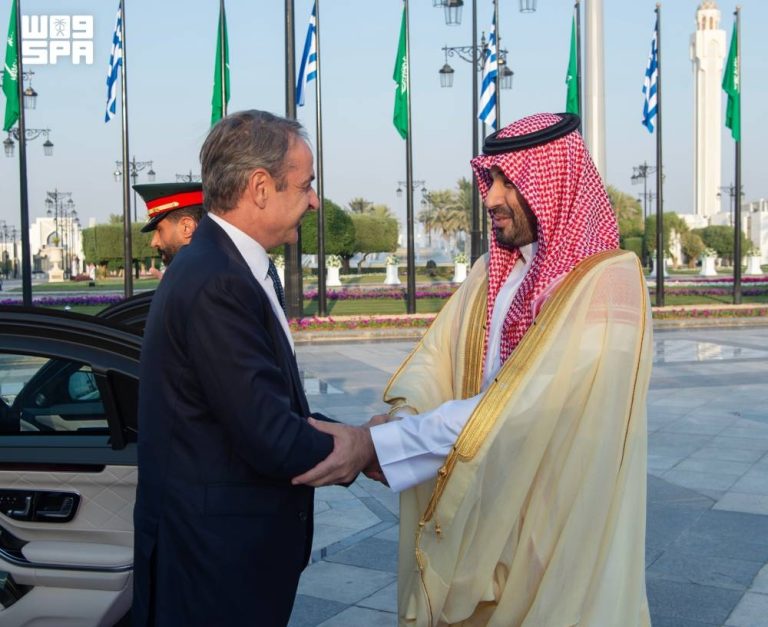 ولي العهد ورئيس وزراء اليونان يعقدان مباحثات بالرياض ولي العهد ورئيس وزراء اليونان يعقدان مباحثات بالرياض