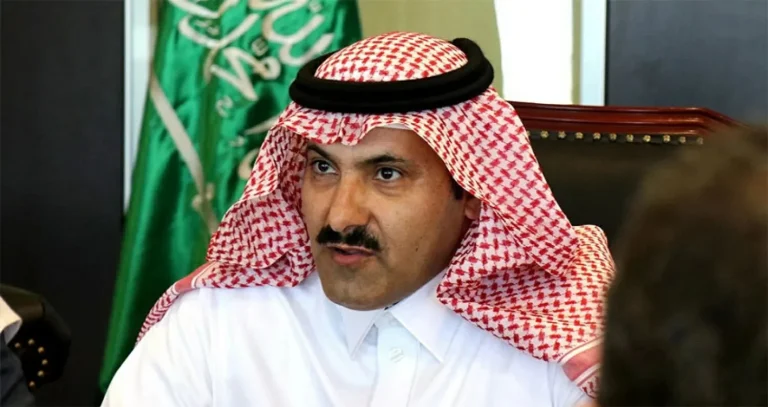 السفير السعودي يعلن تطهير باب المندب من الحوثيين السفير السعودي يعلن تطهير باب المندب من الحوثيين