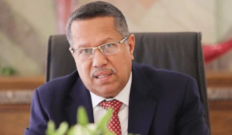 المؤتمر الشعبي يدين الهجوم على مطار الملك خالد المؤتمر الشعبي يدين الهجوم على مطار الملك خالد