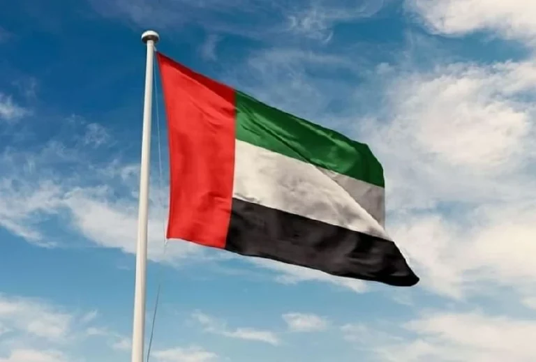 الإمارات تدين استمرار هجمات الحوثي على مطار الرياض