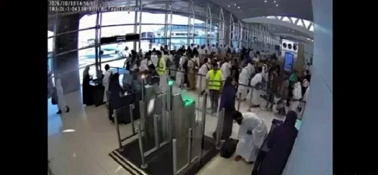 تفاصيل هجمات الحوثيين على مطارات ومواقع سعودية تفاصيل هجمات الحوثيين على مطارات ومواقع سعودية