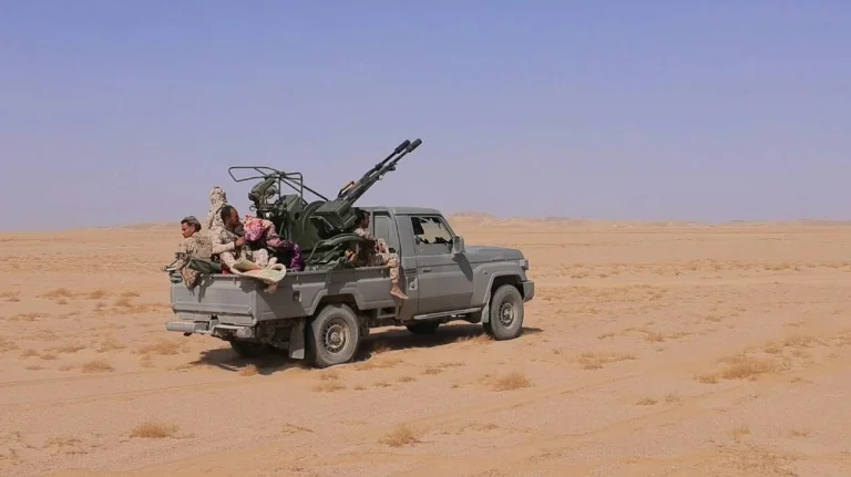 الجيش اليمني يعلن تنفيذ 1732 عملية ضد الحوثيين الجيش اليمني يعلن تنفيذ 1732 عملية ضد الحوثيين