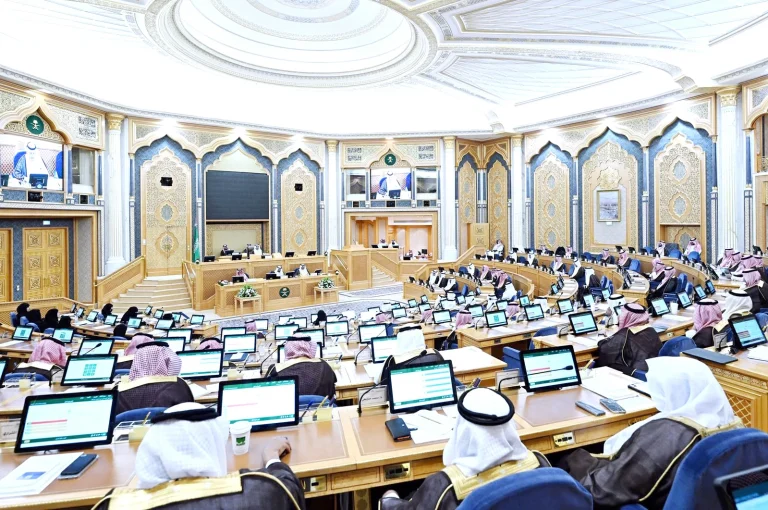 مجلس الشورى يصدر عدة قرارات تعليمية واستثمارية