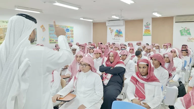 طلاب السعودية يبدأون الأحد أول إجازة مدرسية إضافية