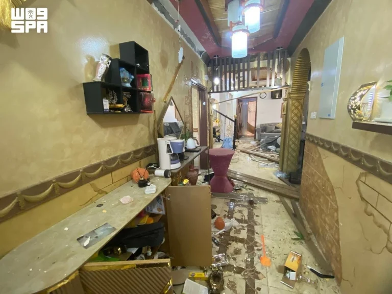 إصابة 6 مواطنين جراء سقوط مقذوف حوثي في نجران