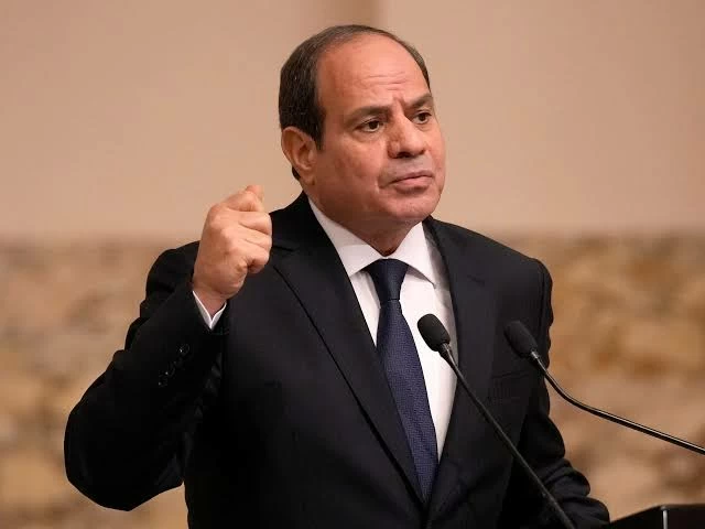 السيسي يؤكد: لن نتهاون في حماية الأمن المائي لمصر السيسي يؤكد: لن نتهاون في حماية الأمن المائي لمصر