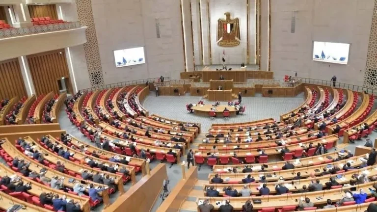 مجلس النواب المصري يوافق بأغلبية الثلثين على تفويض السيسي مجلس النواب المصري يوافق بأغلبية الثلثين على تفويض السيسي