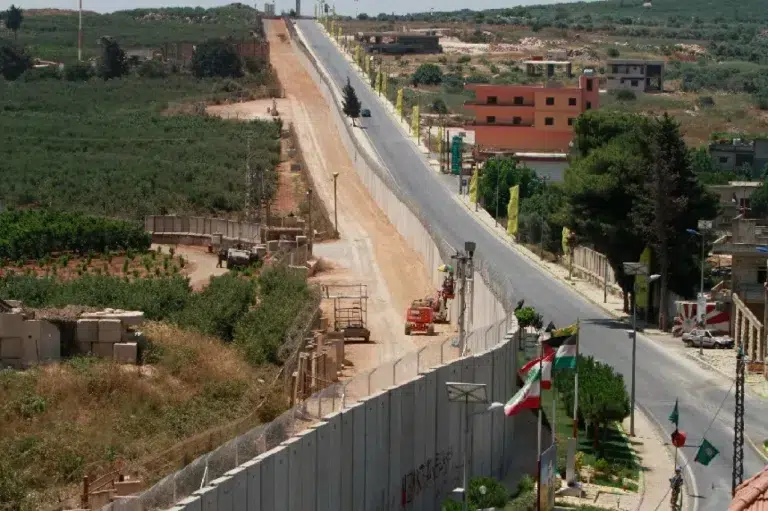 موقف حزب الله من فتح جبهة جديدة مع تصاعد التوتر موقف حزب الله من فتح جبهة جديدة مع تصاعد التوتر