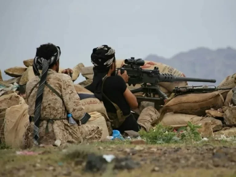عملية فجر اليمن: مقتل 239 حوثياً وتدمير 117 آلية عملية فجر اليمن: مقتل 239 حوثياً وتدمير 117 آلية