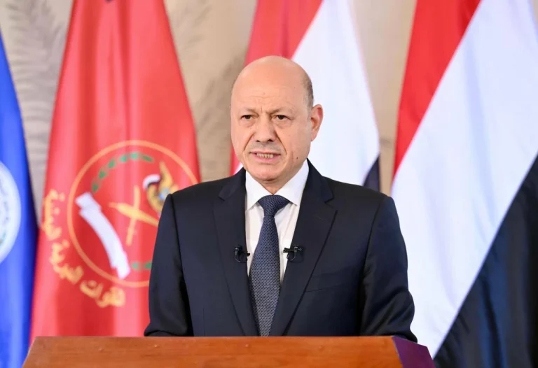 تفاصيل انتحال هوية جميل الذيابي للتواصل مع قيادات يمنية تفاصيل انتحال هوية جميل الذيابي للتواصل مع قيادات يمنية